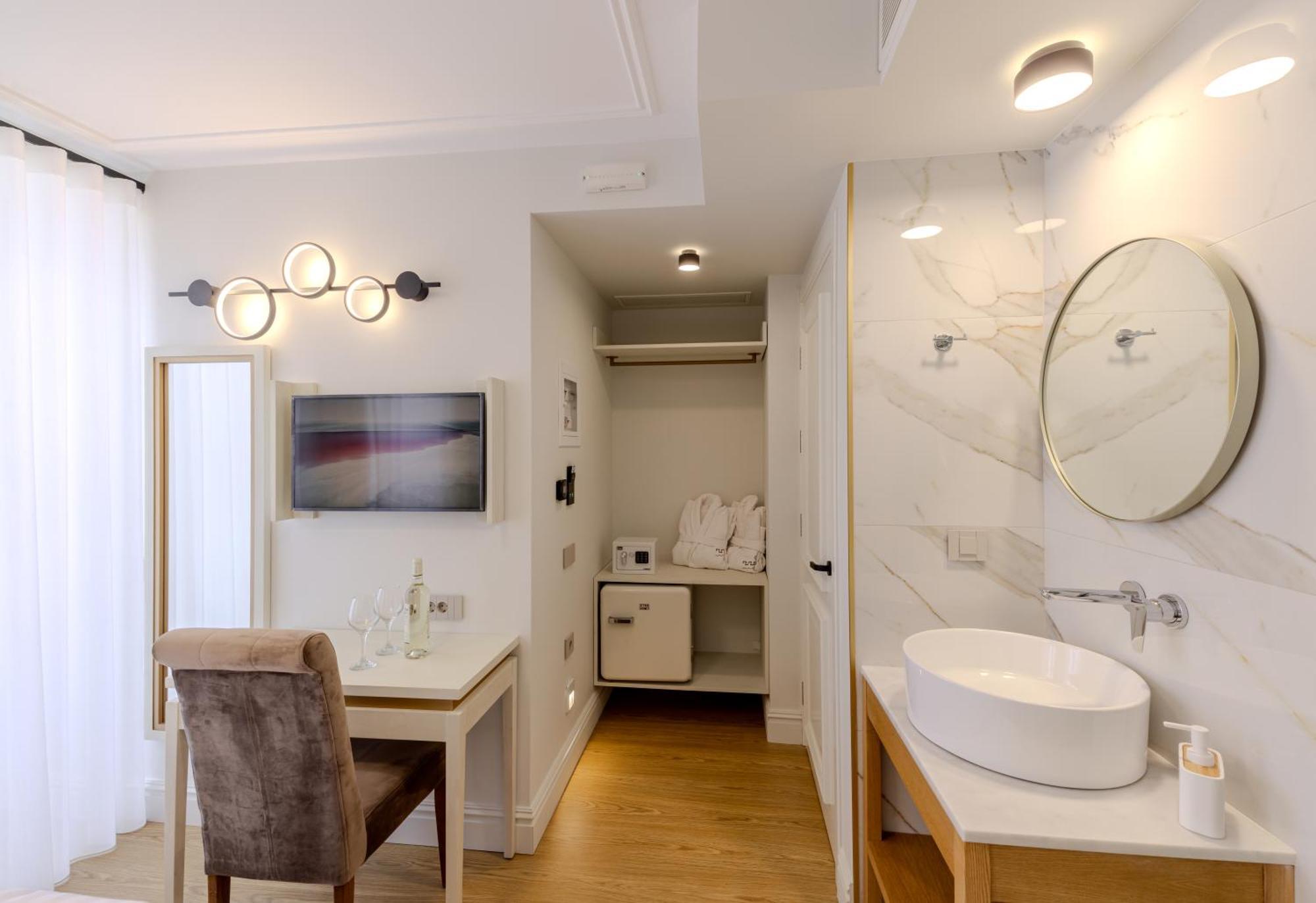 Nafplion Comfy Suites Exterior photo
