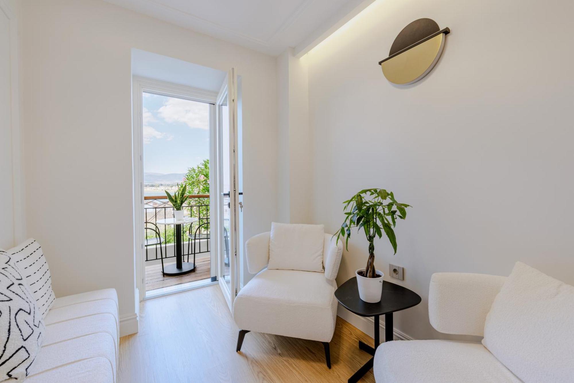 Nafplion Comfy Suites Exterior photo